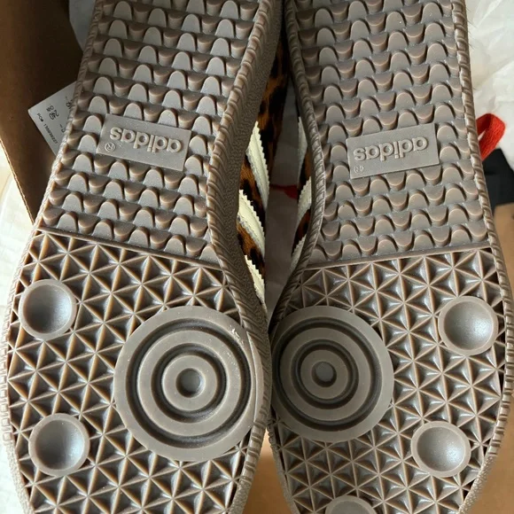 Adidas Samba OG in Cheetah - Picture 4 of 4